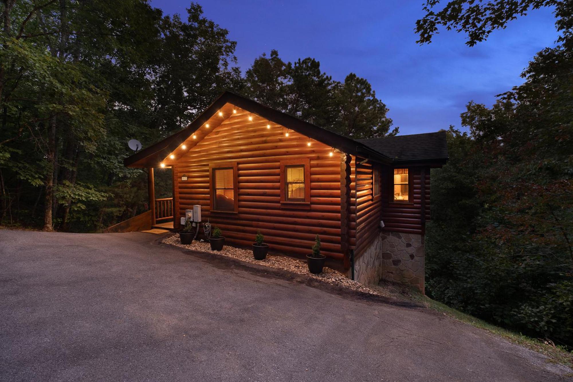 Private Smoky Mountain Luxury Log Home With 2 Fireplaces, Hot Tub & Community Pool Севьервилл Экстерьер фото