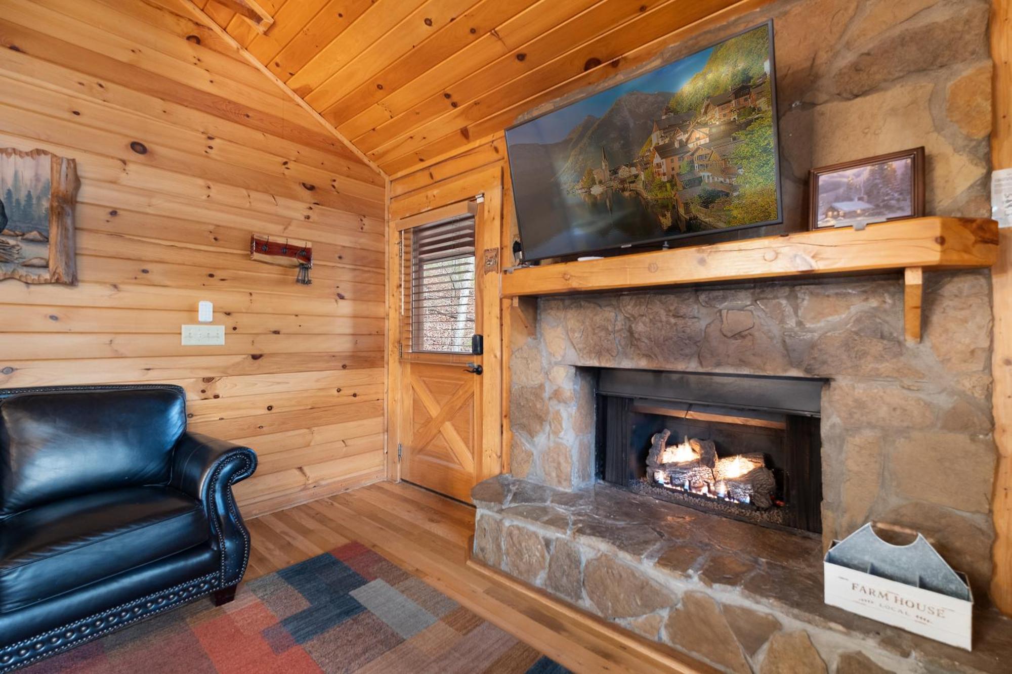 Private Smoky Mountain Luxury Log Home With 2 Fireplaces, Hot Tub & Community Pool Севьервилл Экстерьер фото